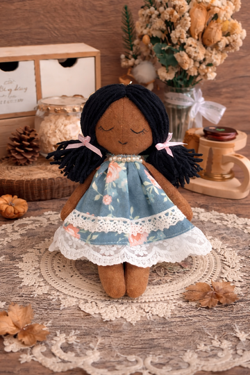 Velumi Serenity Meadow Doll – Handmade Calm Spirit with Fixed Outfit & Soft Vintage Charm
